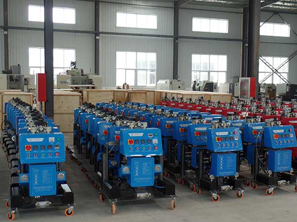 公司簡(jiǎn)介(圖4) 系列聚脲噴涂機(jī)倉庫實(shí)拍