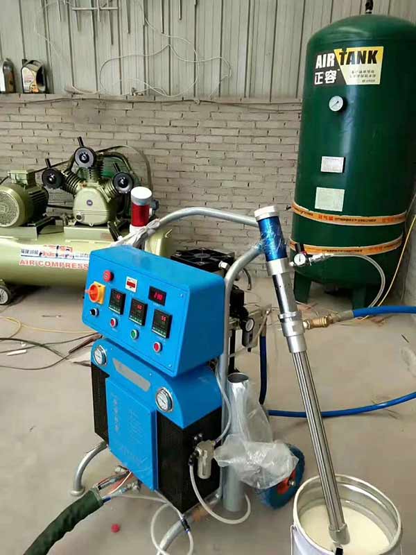 影視道具噴涂聚脲(圖2) Q5200型泡沫影視道具噴涂聚脲設備