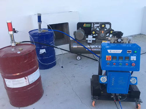 小型聚氨酯灌注發(fā)泡機(jī)器 多少錢(圖2) Q2600D小型聚氨酯灌注發(fā)泡機(jī)器