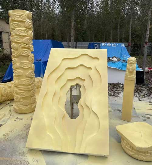 泡沫表面涂啥防水增加強(qiáng)度 聚脲噴涂機(jī)(圖2) 泡沫表面涂聚脲材料防水增加強(qiáng)度