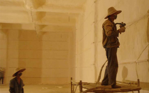 冷庫噴涂聚氨酯硬泡組合料噴涂設(shè)備(圖2) H5600D冷庫噴涂聚氨酯硬泡組合料噴涂案例