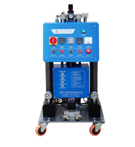 外墻保溫聚氨酯噴涂機(jī)(圖1) Q1600型單相220V的外墻保溫聚氨酯噴涂機(jī)